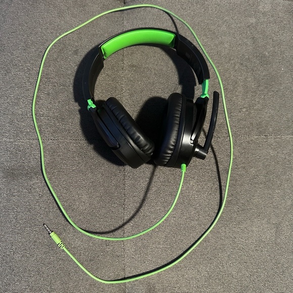 Turtle Beach Wired Headset for Xbox - Picture 1 of 8
